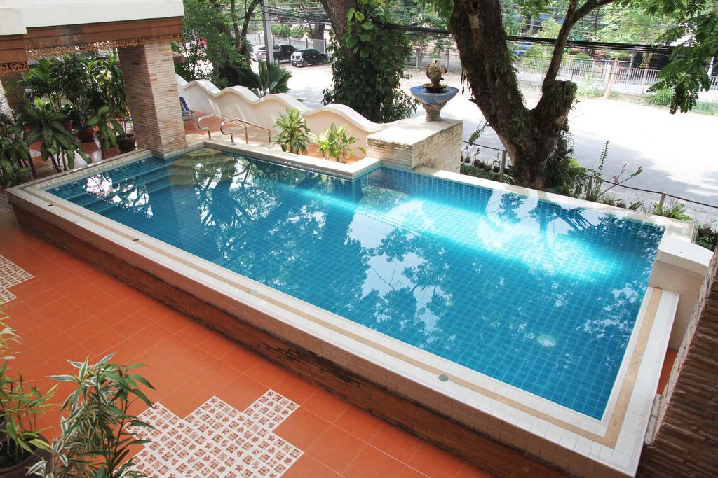 Aster Residence Chiang Mai Exterior foto